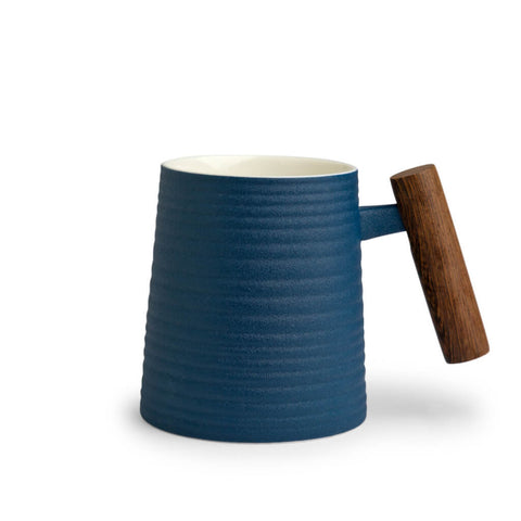 TeaLogic Becher Blu mit Rosenholzgriff und Rillenmuster