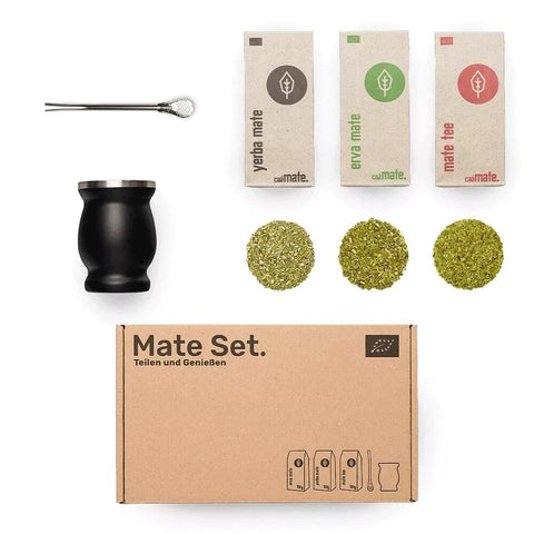 Mate Set von Caámate im Geschenkkarton mit Mate Tee, Erva Mate, Yerba Mate, Bombilla und Mate Becher aus Edelstahl in Schwarz