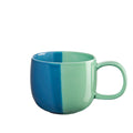 Tasse Joy Blueberry Smoothie in Blau und Türkis aus Porzellan mit einem Fassungsvermögen von 400 ml von ASA Selection